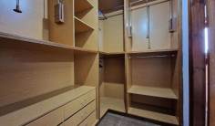 6 bedroom house for sale in Lakatamia