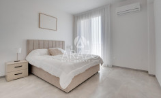 3 bedroom furnished house with swimming pool for sale in Tersefanou