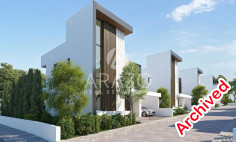 3 bedroom unfurnished villa with swimming pool for sale in Oroklini