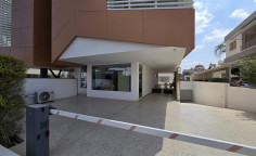 Beautiful commercial for sale in Engomi