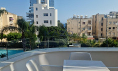Beautiful three bedroom apartment with pool in Agios Tychonas 