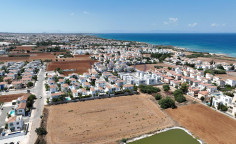 Villa with sea view and pool in Protaras 