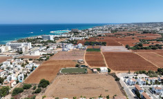 Villa with sea view and pool in Protaras 