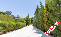 5 + 1 bedroom detached villa plus 2 guest houses for sale Limassol 