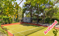 5 + 1 bedroom detached villa plus 2 guest houses for sale Limassol 