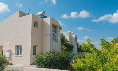 Beautiful 3 bedroom furnished villa with swimming pool for sale in Sea Caves