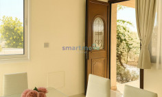 Beautiful 3 bedroom furnished villa with swimming pool for sale in Sea Caves