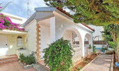 Spacious 4 bedrooms house for sale in Paralimni