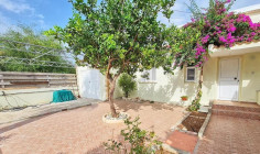 Spacious 4 bedrooms house for sale in Paralimni