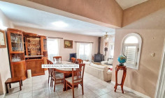 Spacious 4 bedrooms house for sale in Paralimni