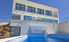 8 bedroom furnished villa with swimming pool for sale in Agios Tychonas