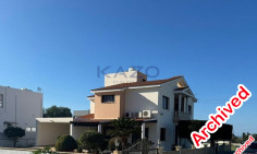 Spacious furnished four plus one bedroom house in tranquil Empa 