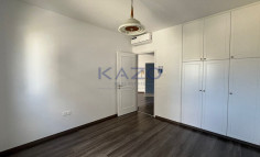 One bedroom apartment with extra room, communal pool in peaceful Tombs Of The Kings 