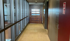 Spacious unfurnished Omonoia office 300m2 for rent 