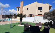 Spacious furnished villa in Zakaki near beaches 