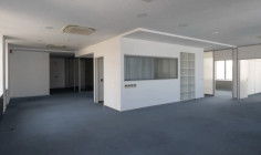 Luxury commercial to rent in Lykabittos