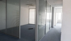 Luxury commercial to rent in Lykabittos