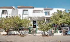 Beautiful 2 bedroom furnished apartment for sale in Paralimni