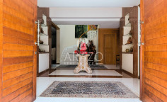 5 bedroom furnished villa with swimming pool to rent in Aradippou