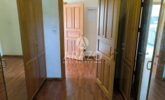 5 bedroom furnished villa for sale in Aradippou