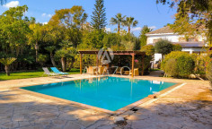 5 bedroom furnished villa for sale in Aradippou