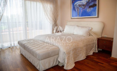 4 bedroom furnished villa with swimming pool for sale in Aradippou