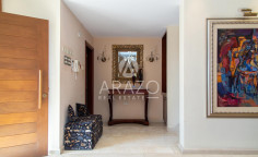 4 bedroom furnished villa with swimming pool for sale in Aradippou