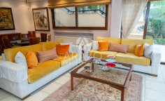 4 bedroom furnished villa with swimming pool for sale in Aradippou