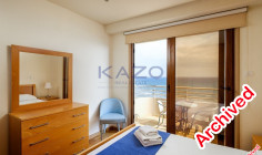 Sea view top floor apartment in foinikoudes area 