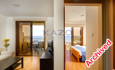 Sea view top floor apartment in foinikoudes area 