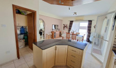 4 bedroom house in Oroklini 4 bedroom house in Oroklini