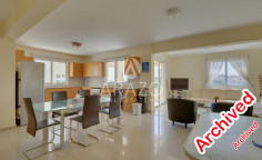 3 bedroom furnished apartment with swimming pool to rent in Paralimni