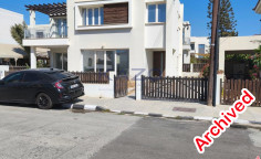 Unfurnished detached house with three bedrooms for sale 