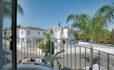 3 bedroom furnished villa with swimming pool to rent in Protaras