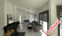 Modern three bedroom apartment in central Mesa Geitonia 