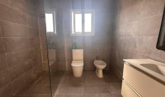 For sale: 5 bedroom house in Sotiros area 