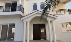 For sale: 5 bedroom house in Sotiros area 