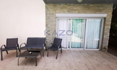 Fully furnished two bedroom ground floor apartment 