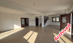 Spacious 4 bedroom house in peaceful Eptagonia 