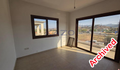 Spacious 4 bedroom house in peaceful Eptagonia 