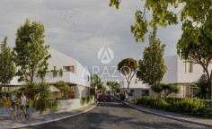 Large 4 bedroom villa with swimming pool for sale in Oroklini