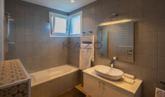 Luxurious fully furnished three bedroom home in quiet Mouttagiaka 