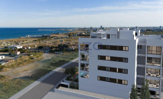 Modern sea front apartment with sea view Livadia 