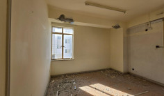 Beautiful commercial to buy in Engomi