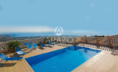 Spacious 6 bedroom villa with swimming pool for sale in Peyia Spacious 6 bedroom villa with swimming pool for sale in Peyia