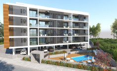 Modern top floor apartment in lively Sotiros area 