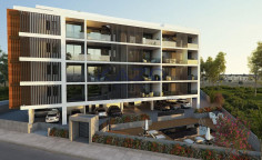 Modern top floor apartment in lively Sotiros area 