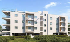 Modern 1 bedroom apartment in Oroklini with pool 