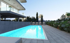 Modern one bedroom apartment in central Livadia 
