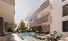 Top floor 2 bedroom apartment with pool access 